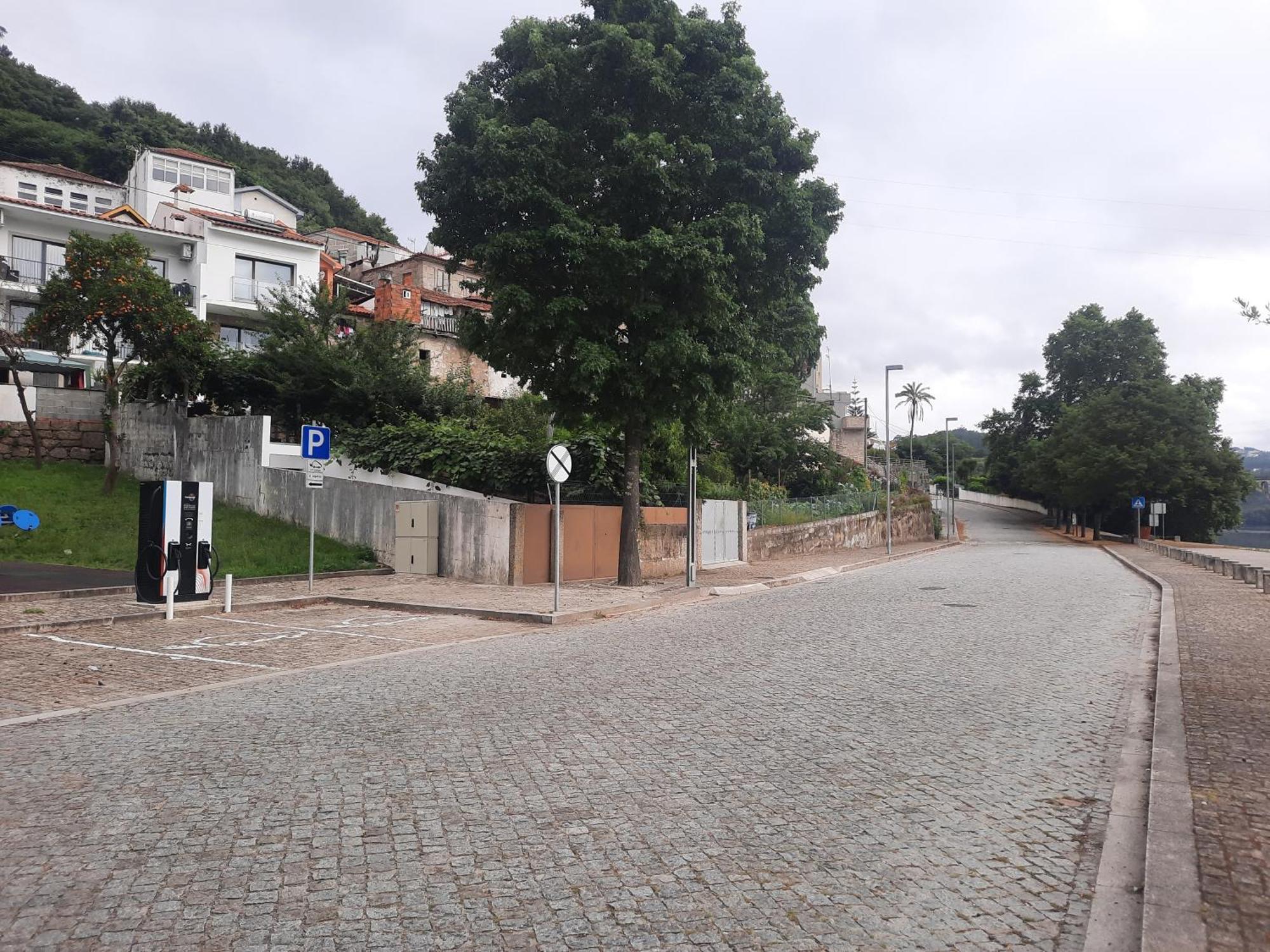 Burguesinha Al Entre-Os-Rios Apartment Exterior photo